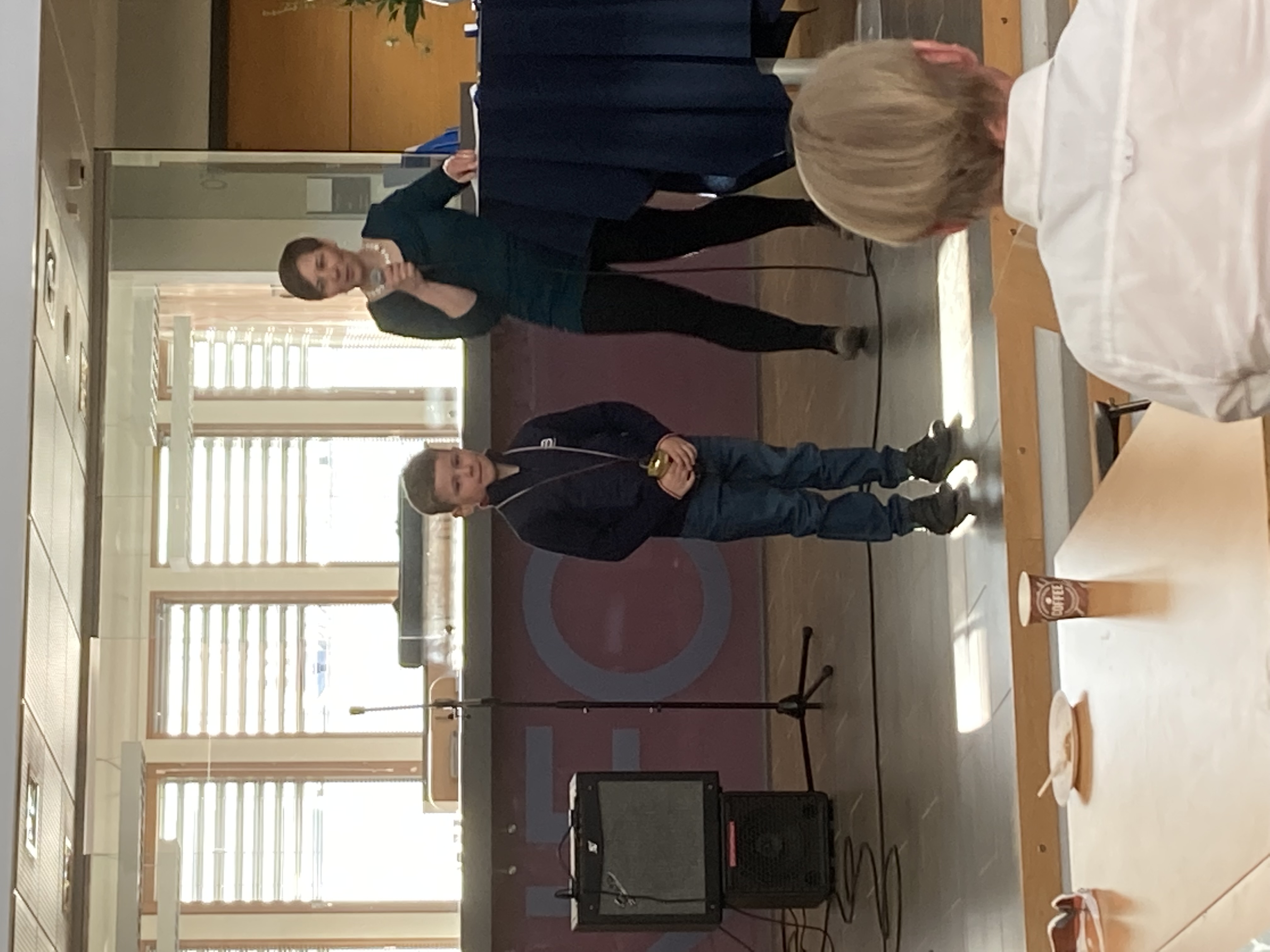 Yritys toimii urheilijan yhteistyökumppanina.